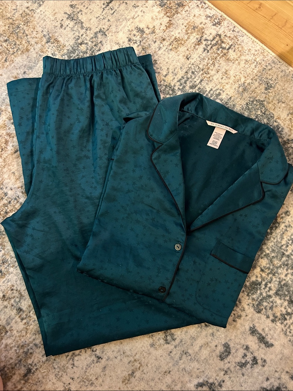 Victoria’s Secret Satin Green Pajama Set